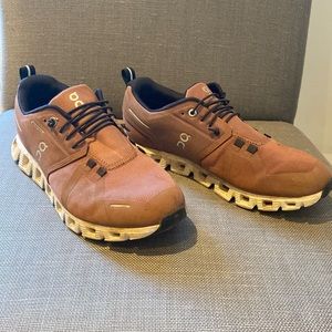On Cloud 5 Waterproof shoes- women’s